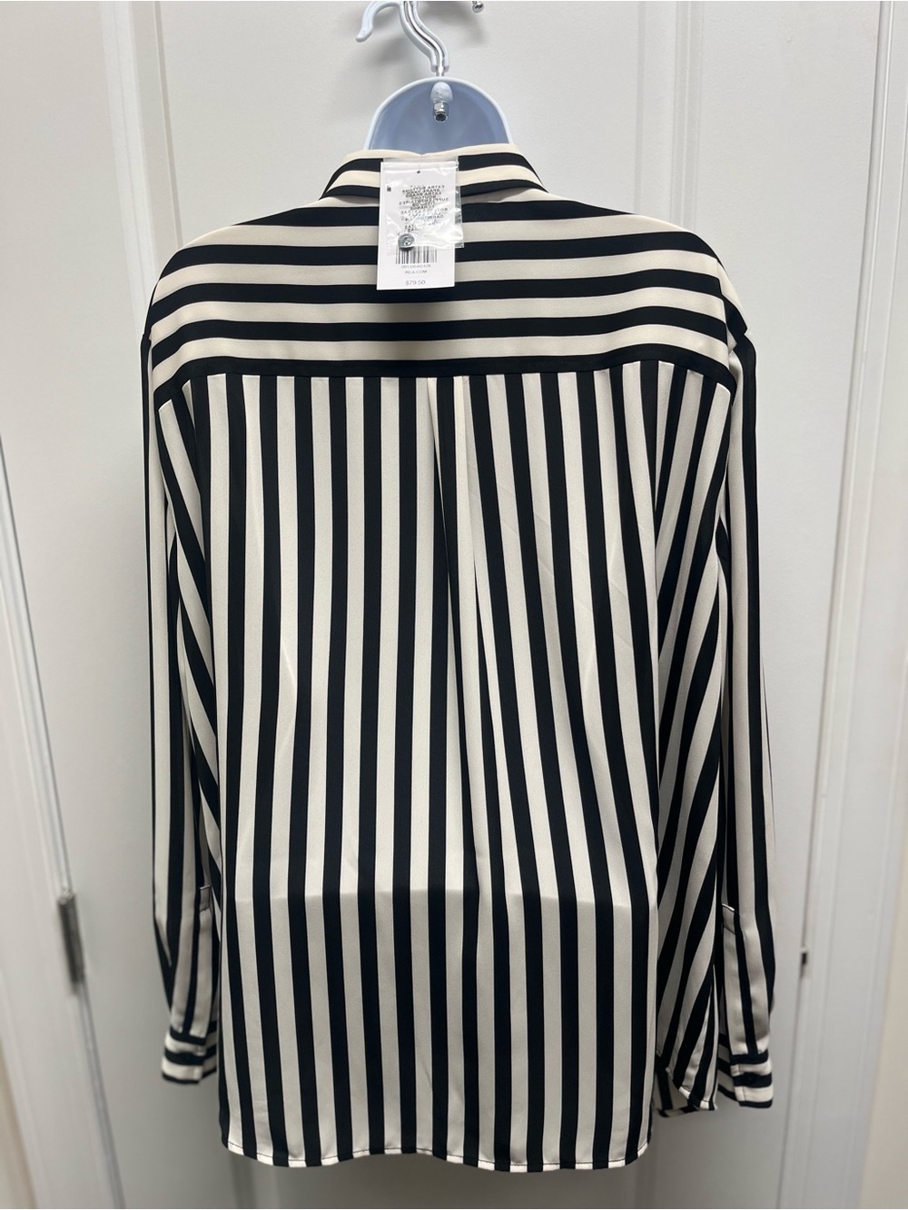 The Limited Top 2X NWT Black Creamy White Striped Button Down Chest Pockets New - Picture 3 of 9